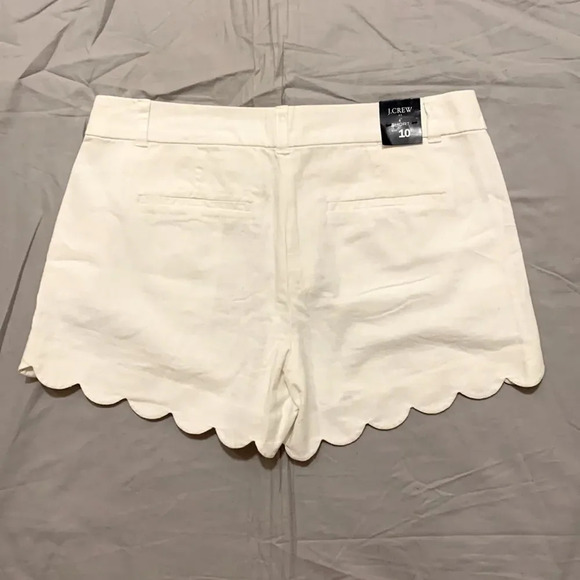 J. CREW FACTORY 4 Inch Linen Cotton Scalloped Hem Short in White - Picture 6 of 11